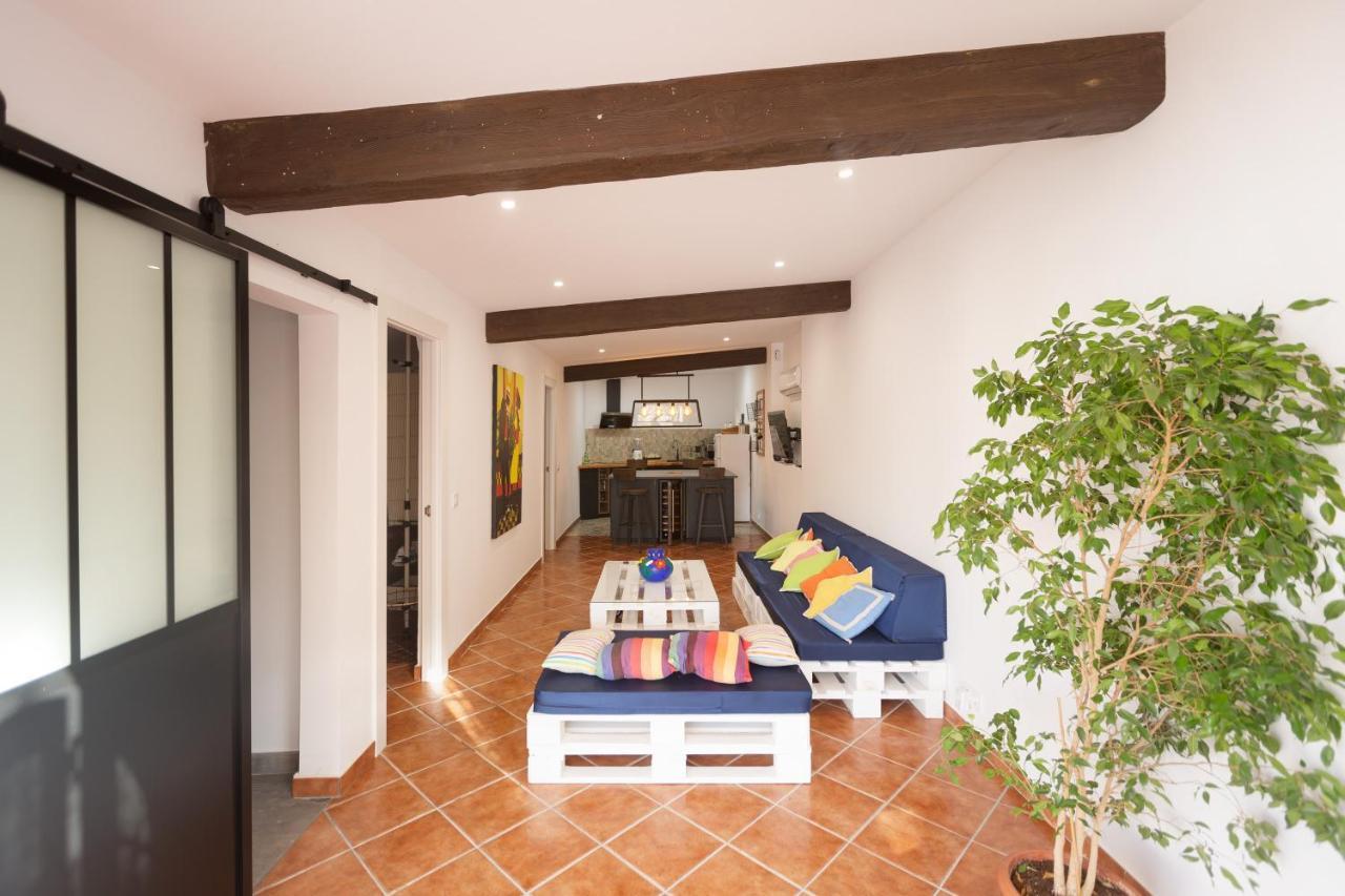 Detached Villa For 6 People In Lloret De Mar With Comunal Outdoor Swimming Pool Puigventos Exterior photo
