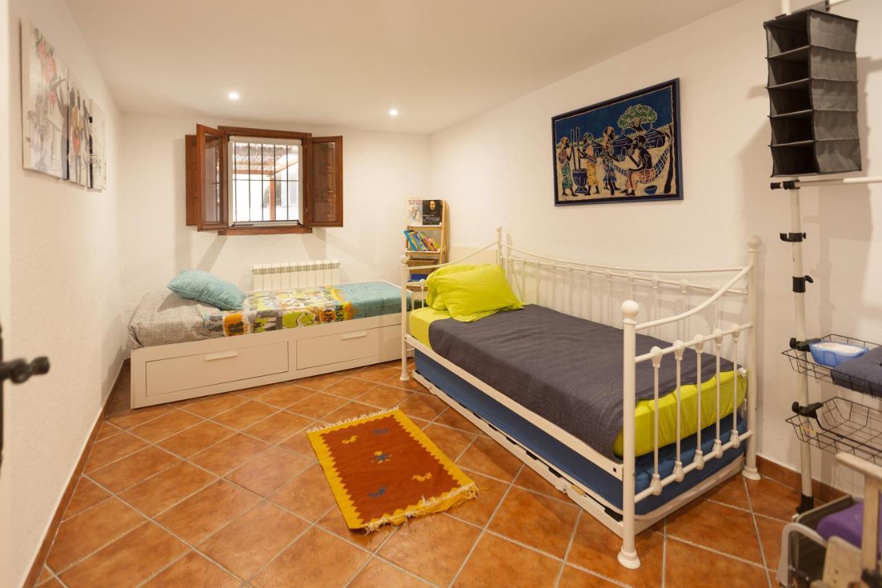 Detached Villa For 6 People In Lloret De Mar With Comunal Outdoor Swimming Pool Puigventos Exterior photo