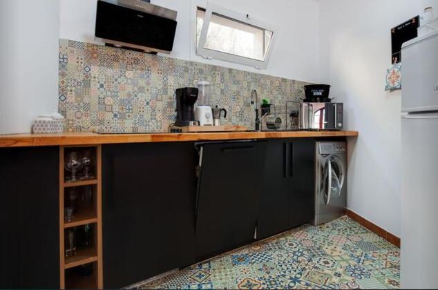 Detached Villa For 6 People In Lloret De Mar With Comunal Outdoor Swimming Pool Puigventos Exterior photo